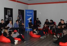 В Песочне состоялась встреча Первых на творческой площадке