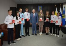 Восемь школьников Путятинского округа получили паспорт